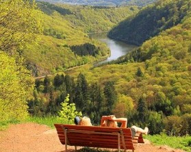 Wellness & Entspannung im Saarland Wellness an der Saarschleife im Frühling